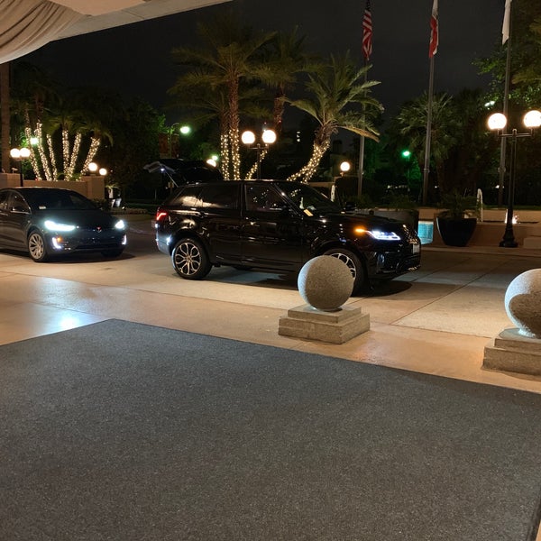 Photo taken at InterContinental Los Angeles Century City by Mubarak on 9/27/2019