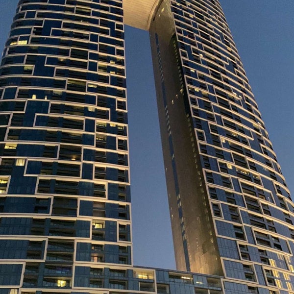 Foto scattata a DoubleTree by Hilton Dubai - Jumeirah Beach da F il 6/5/2022
