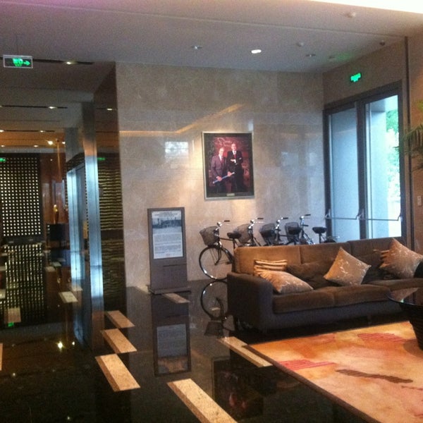 Foto tomada en Shanghai Marriott Riverside Hotel  por Mur el 7/3/2013