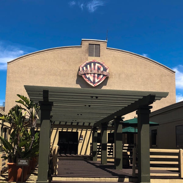 Photo taken at Warner Bros. Studio Tour Hollywood by SA on 8/20/2019