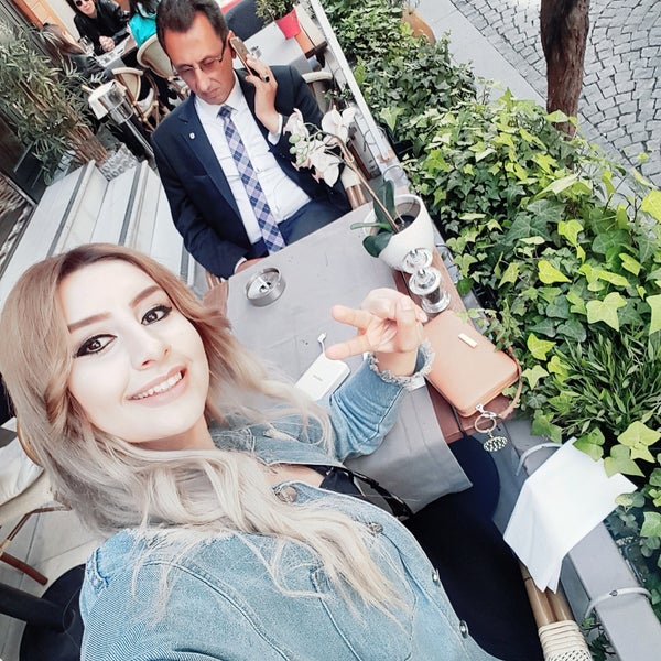 Das Foto wurde bei Sahrap von Gülşah Ç. am 4/23/2018 aufgenommen