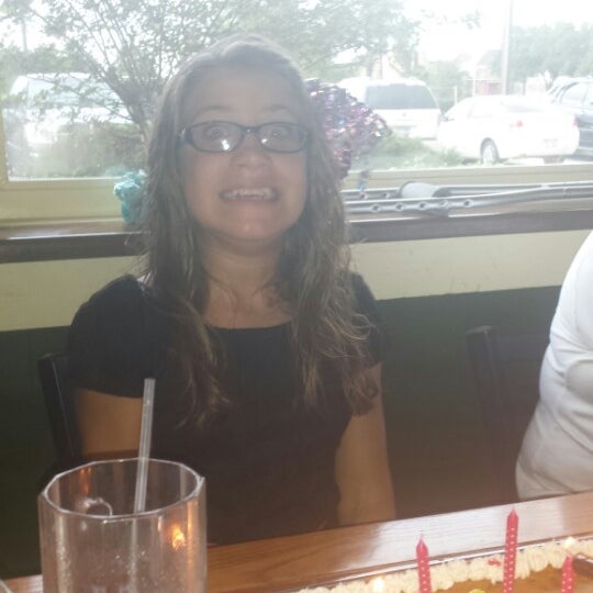 Photo taken at Chili&#39;s Grill &amp; Bar by Amy S. on 8/26/2013