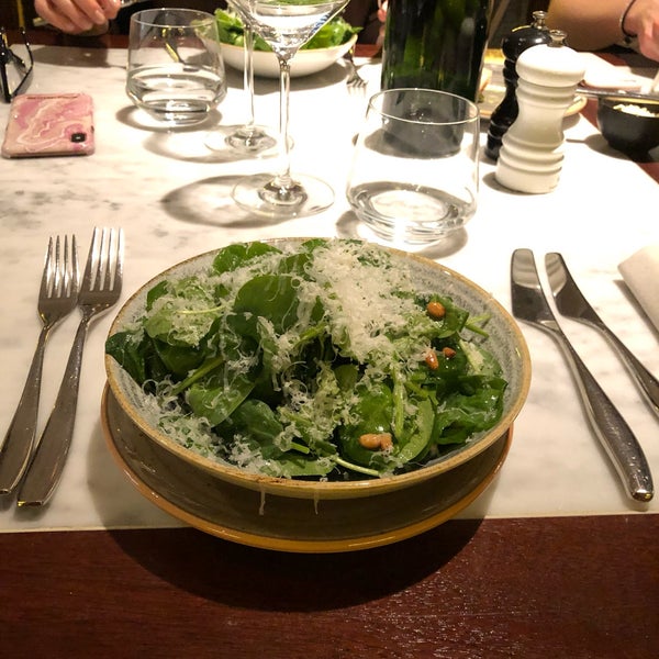 Photo prise au Nosh and Chow par Elena A. le5/22/2019