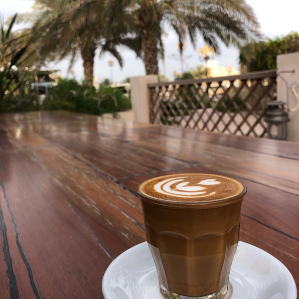 2/28/2020 tarihinde Yousif A.ziyaretçi tarafından Ratios Coffee'de çekilen fotoğraf