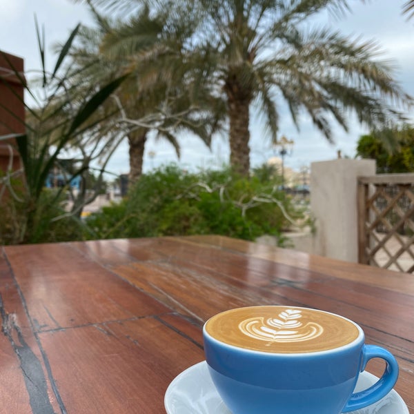 2/11/2020 tarihinde Yousif A.ziyaretçi tarafından Ratios Coffee'de çekilen fotoğraf