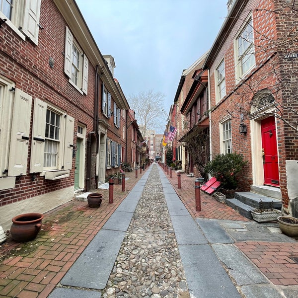 Photo taken at Elfreth&#39;s Alley Museum by LargoL L. on 1/29/2023