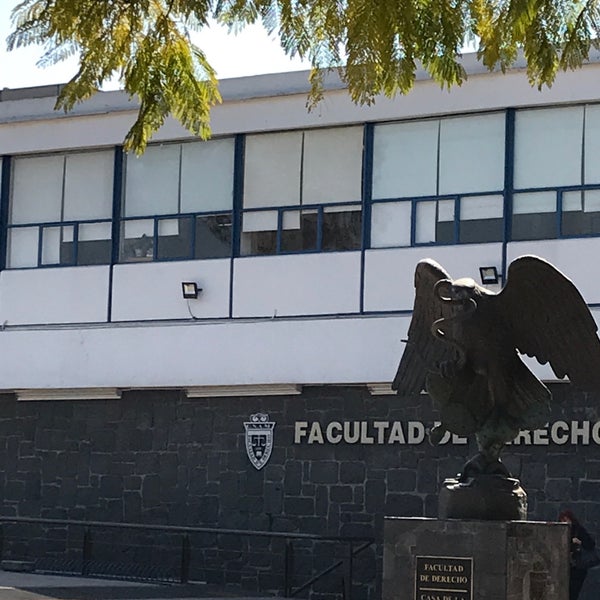 Photo taken at Facultad de Derecho by Diana G. on 1/16/2018