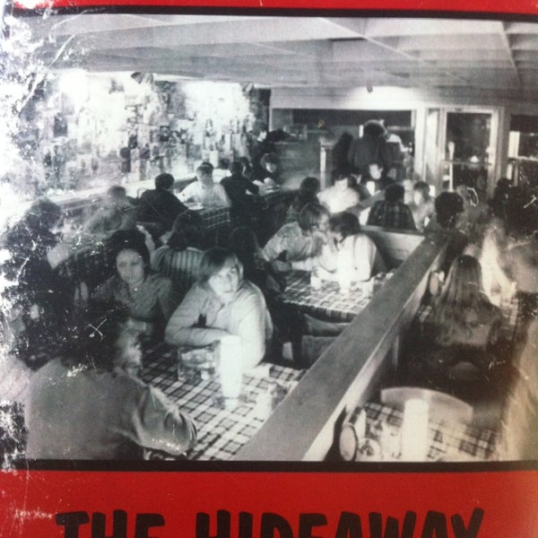 8/11/2013にStrawberryがHideaway Pizzaで撮った写真