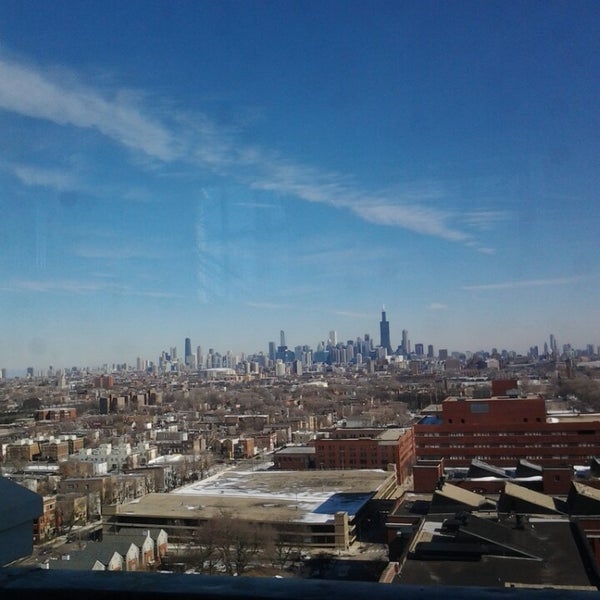 2/24/2014 tarihinde Mike P.ziyaretçi tarafından Nichols Tower'de çekilen fotoğraf