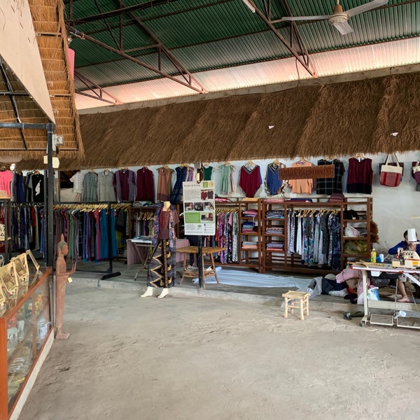 Such a cool little fair trade association with clothing, ceramics, and more. They can make clothes in your size and your choice of fabric - you just come back the next day for pickup!