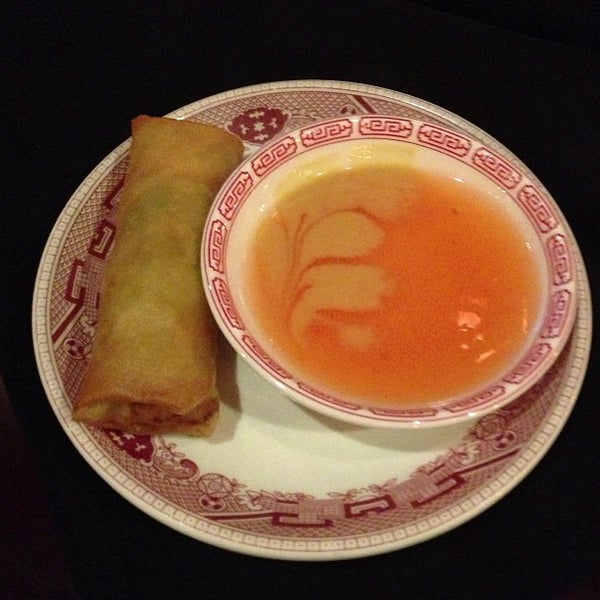 Снимок сделан в Fulin&#39;s Asian Cuisine пользователем Kylie M. 3/30/2013