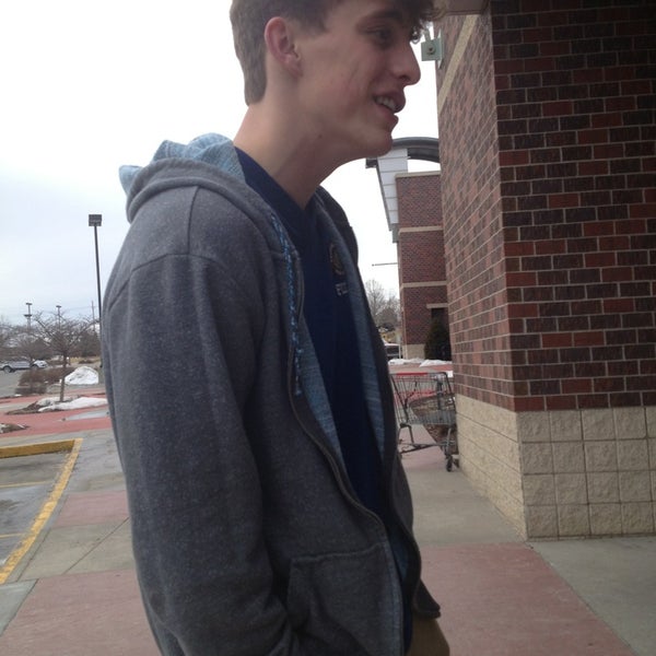 Bag 'N Save (Now Closed) Supermarket in Millard