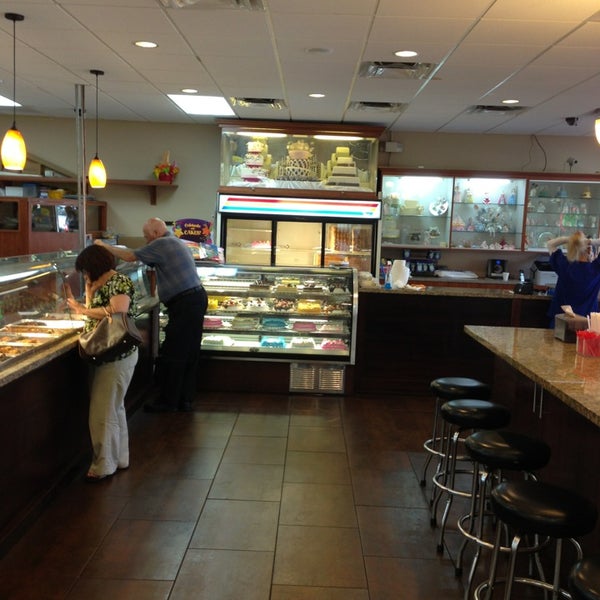 Kendall Bakery Bakery in Miami