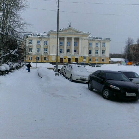 Дк островского северск. Дом культуры островского северск. Дом культуры островского г северск сайт. Северск старый город. Дк имени ленина северск.