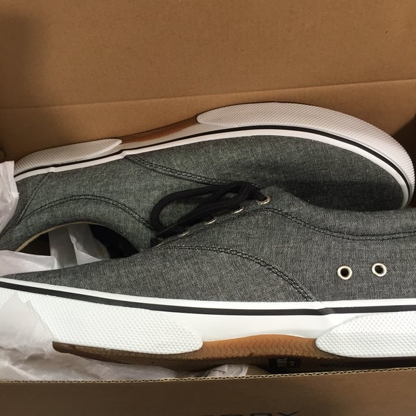 Dsw mercer deals mall