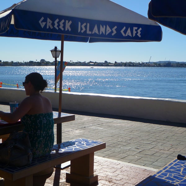 Foto scattata a Greek Island Cafe da Greek Island Cafe il 1/30/2014
