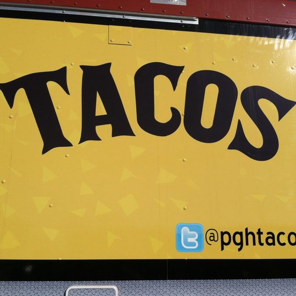Foto tirada no(a) PGH Taco Truck por Jenna K. em 2/25/2013