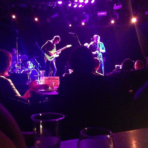 Photo taken at Le Poisson Rouge by Orcun G. on 5/9/2013