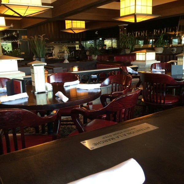 Das Foto wurde bei Bâton Rouge Steakhouse &amp; Bar von Ang A. am 8/8/2014 aufgenommen