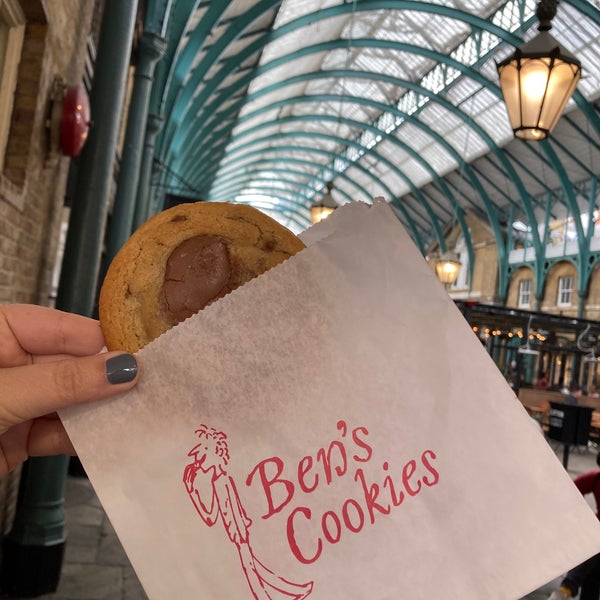 4/22/2022 tarihinde Caitlin C.ziyaretçi tarafından Ben&#39;s Cookies'de çekilen fotoğraf