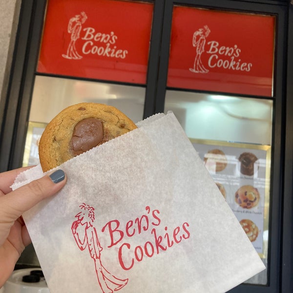 Photo taken at Ben&#39;s Cookies by Caitlin C. on 4/22/2022