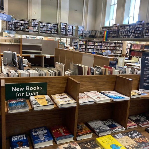 Free Library of Philadelphia Library in Fairmount Art Museum