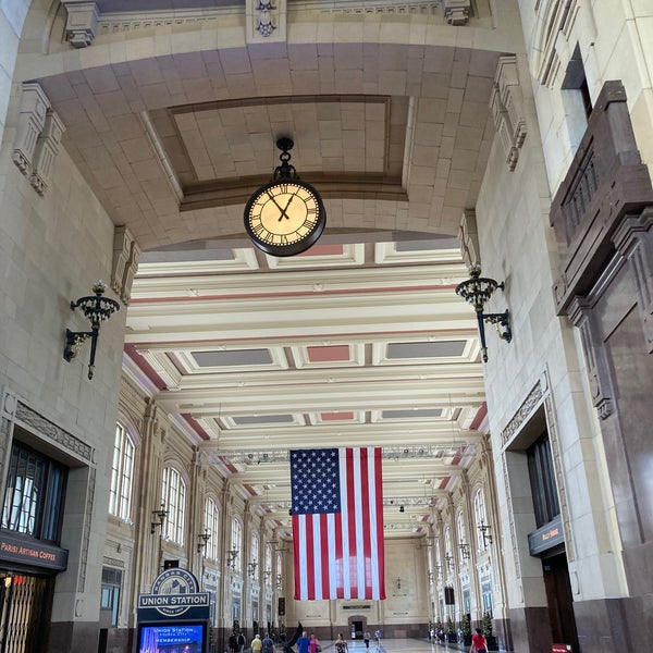 Снимок сделан в Union Station пользователем Caitlin C. 5/30/2022