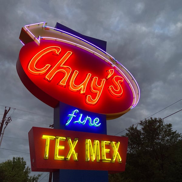 Снимок сделан в Chuy&#39;s Tex-Mex пользователем Caitlin C. 3/15/2023