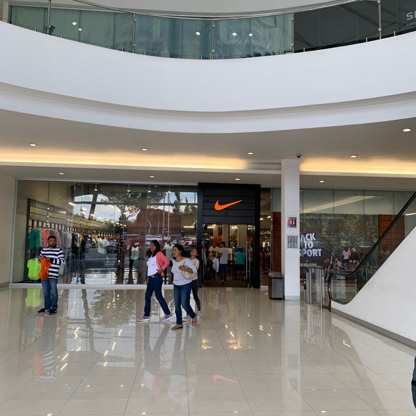 Outlet nike aeropuerto clearance