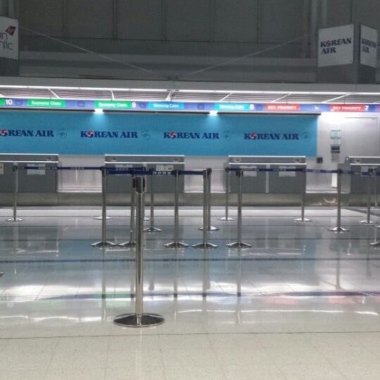 Korean Air Checkin 3 tips from 985 visitors