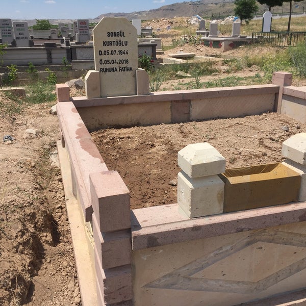 develi mezarligi develi kayseri da fotograflar