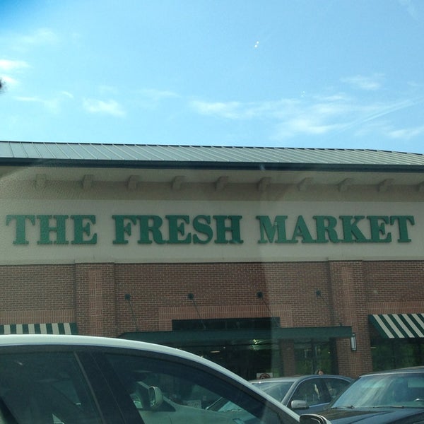 Foto tirada no(a) The Fresh Market por Ashleigh H. em 7/29/2013