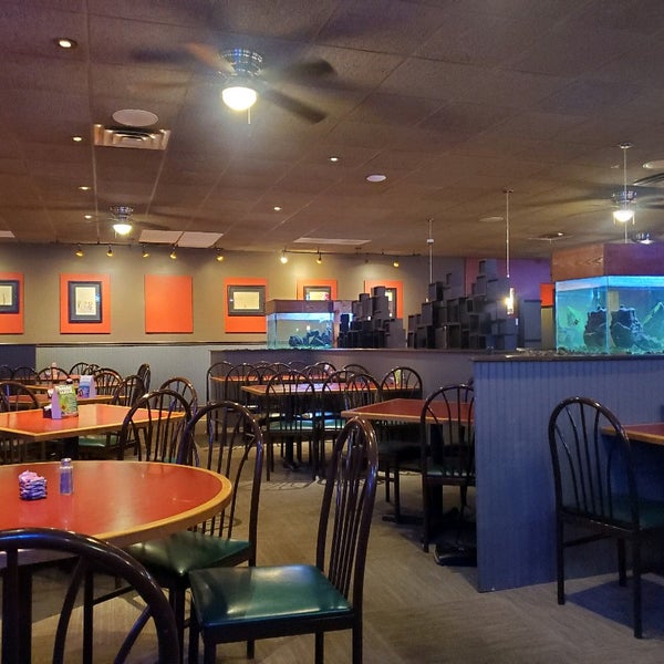 Foto scattata a RJ&#39;s Eatery da Brandon N. il 7/17/2022