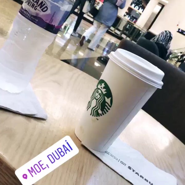 Foto scattata a Starbucks da Mehmet Ali il 9/13/2018