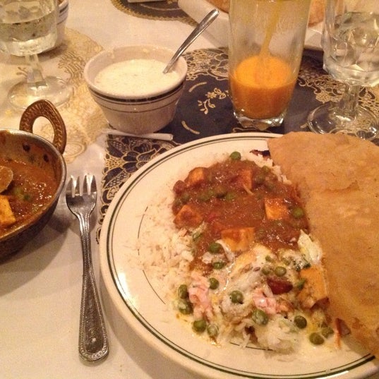 10/30/2012 tarihinde Kinsey S.ziyaretçi tarafından India Palace Restaurant'de çekilen fotoğraf