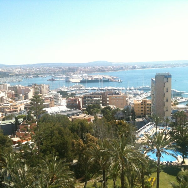 Снимок сделан в Gpro Valparaíso Palace and Spa пользователем Marlen R. 4/19/2014