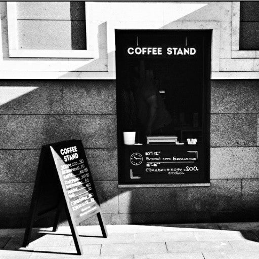 Das Foto wurde bei COFFEE STAND von Mo am 7/28/2014 aufgenommen