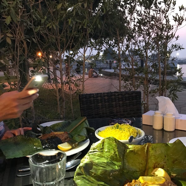 9/16/2017에 Naghmeh H.님이 Seaview Restaurant에서 찍은 사진