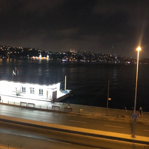 Foto diambil di Eftalya Balık oleh Ercan A. pada 8/23/2019