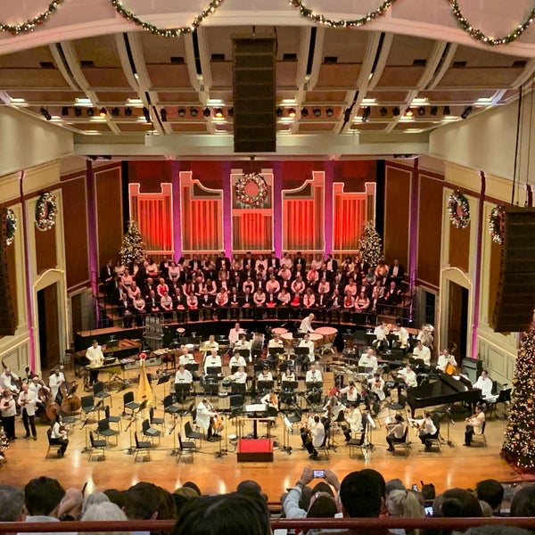 12/22/2019 tarihinde Nancy C.ziyaretçi tarafından Heinz Hall'de çekilen fotoğraf