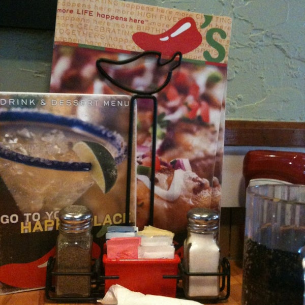 Photo taken at Chili&#39;s Grill &amp; Bar by Caleb F. on 3/13/2013