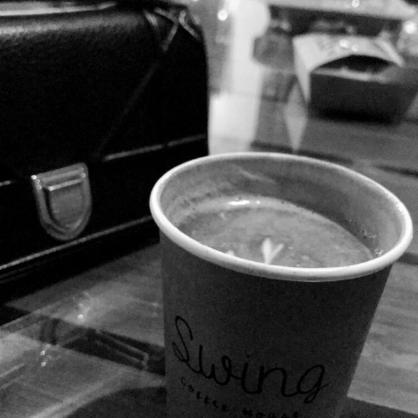 Photo taken at Swing coffee house by Bee on 4/20/2019