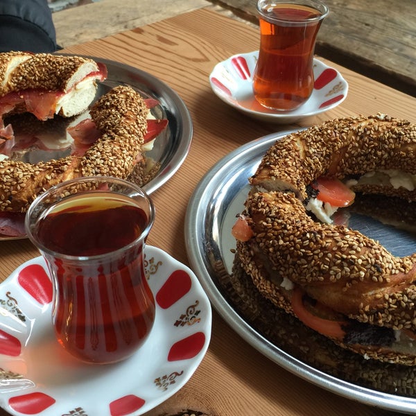 Photo taken at Simit &amp; Chai Co. by Duygu O. on 4/21/2016