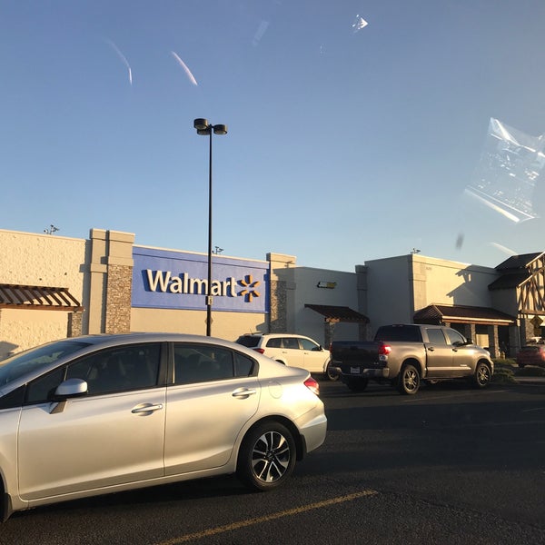 Walmart Supercenter Springfield, OR