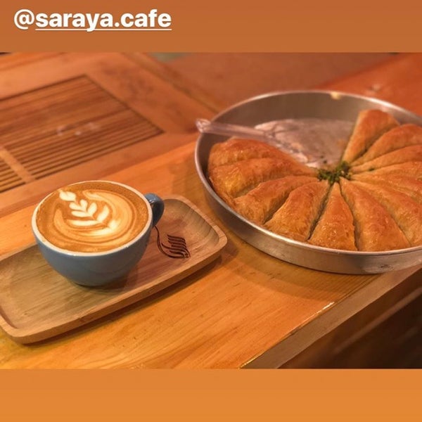 Снимок сделан в Saraya Cafe пользователем Ahmad A. 1/19/2018