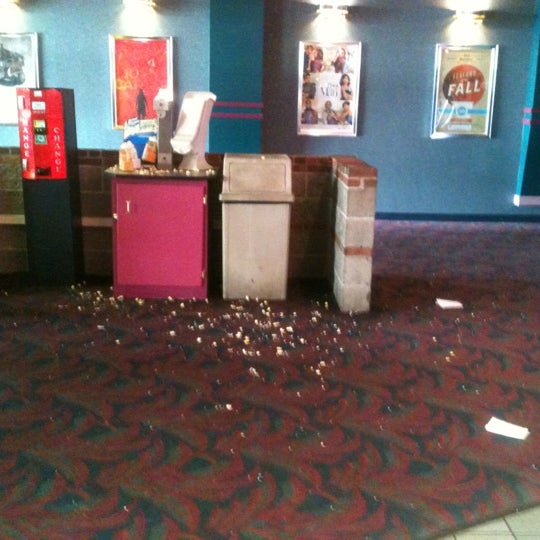 Malco Cinema 16 Movie Theater in Owensboro