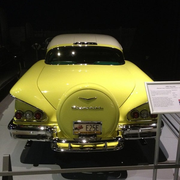 Foto scattata a The Antique Automobile Club of America Museum da Harold L. il 8/17/2012