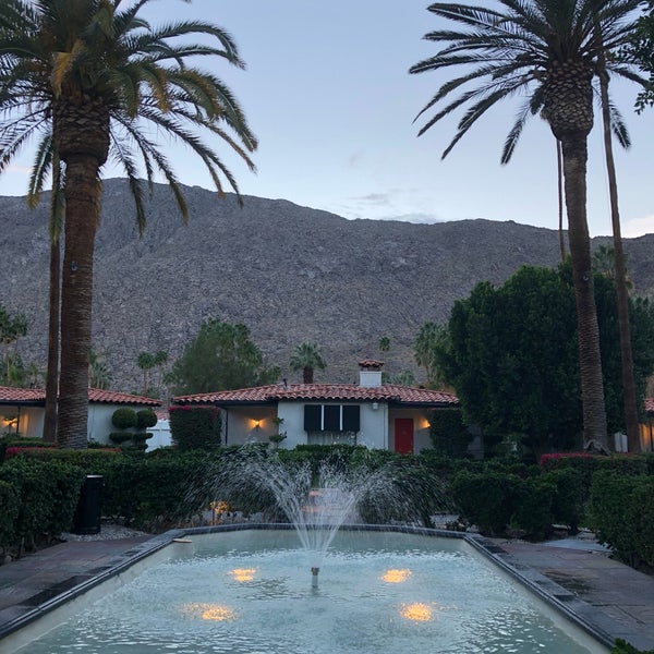 Photo taken at Avalon Hotel Palm Springs by Paula R. on 3/13/2018