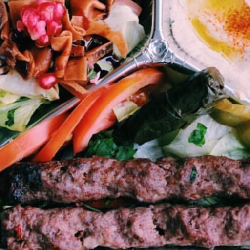 Photo prise au kebab time par kebab time | كباب تايم le3/15/2018