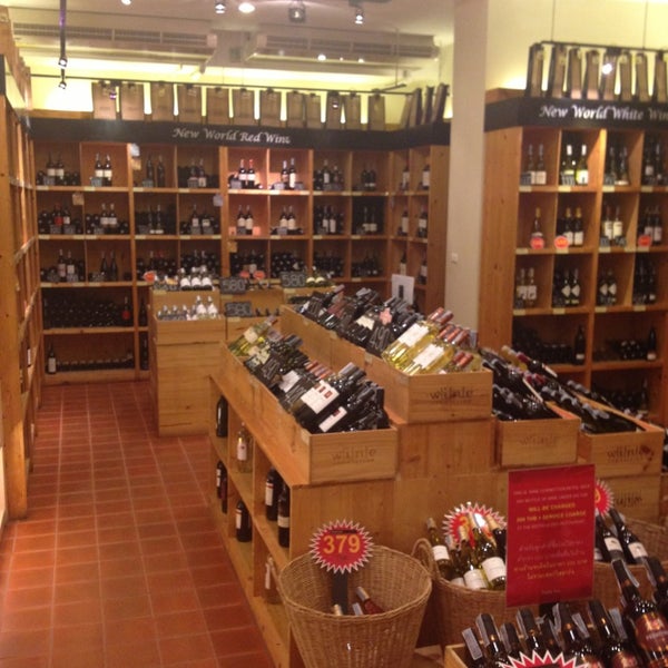 Wine connection набережная ул 16 брянск меню. Wine connection брянск ресторан. пхукет wine connection. энотека. вайн конекшен барное.
